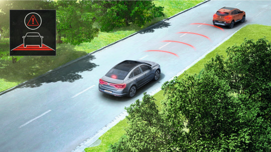 자동 긴급제동 시스템(AEBS).  르노삼성자동차 제공